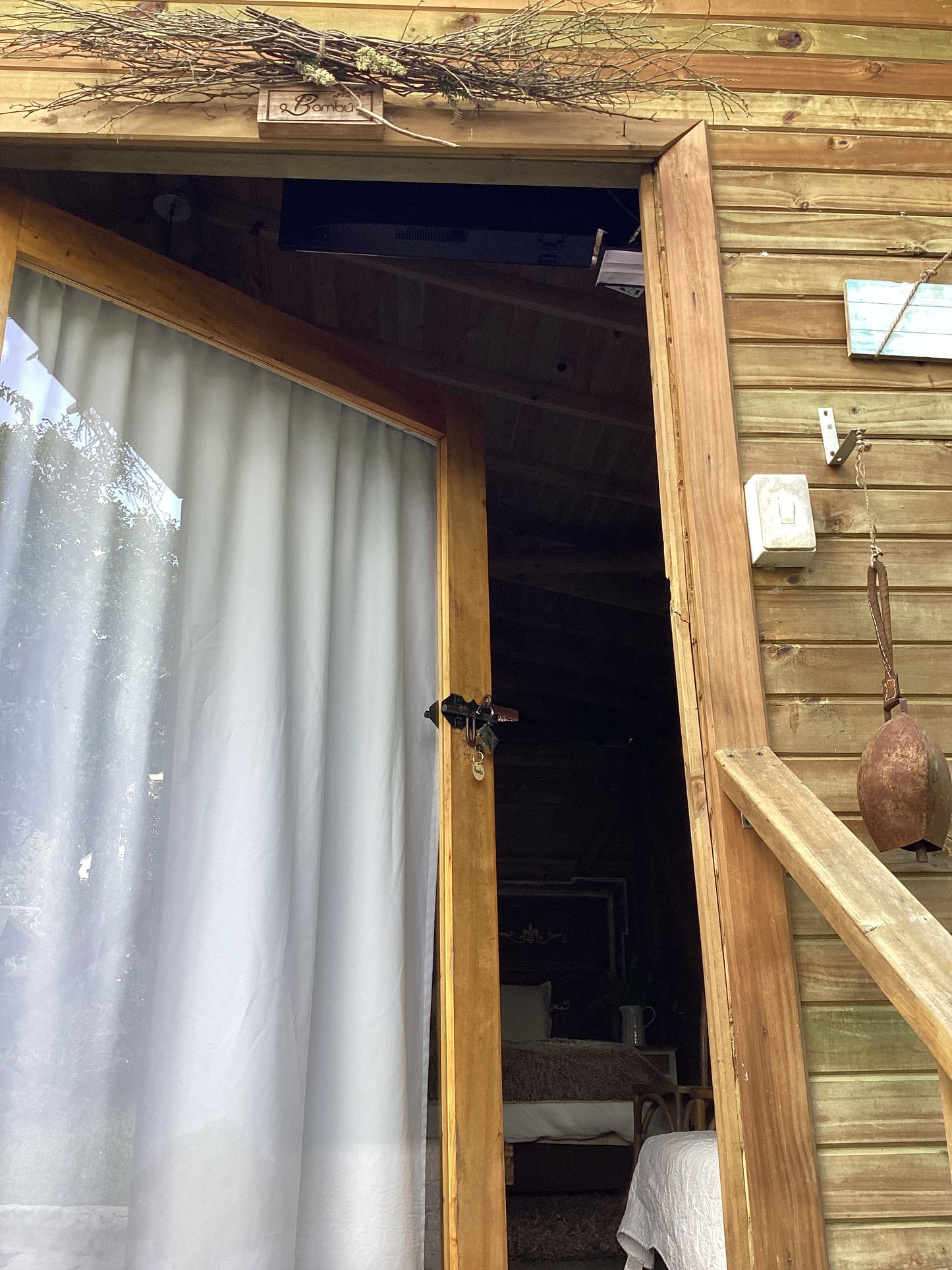 GREENLANDBASE COLOMBIA - GARDENING EDUCATION & COZY CABIN STAY, in very secure location, per Person/ 3 days (extra person +6 EUR/ per night)
