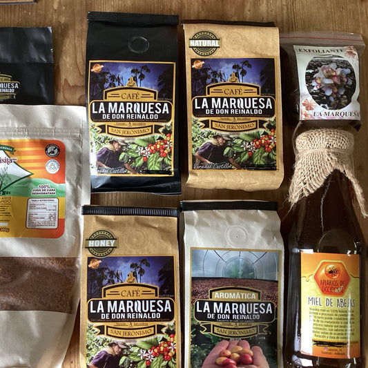 Gourmet Box Antioquia Organic - La Marquesa de Don Reinaldo’s Café Especial de San Jeronimo de Antioquia de Colombia - Farm fresh. (*Price including flight cargo delivery).