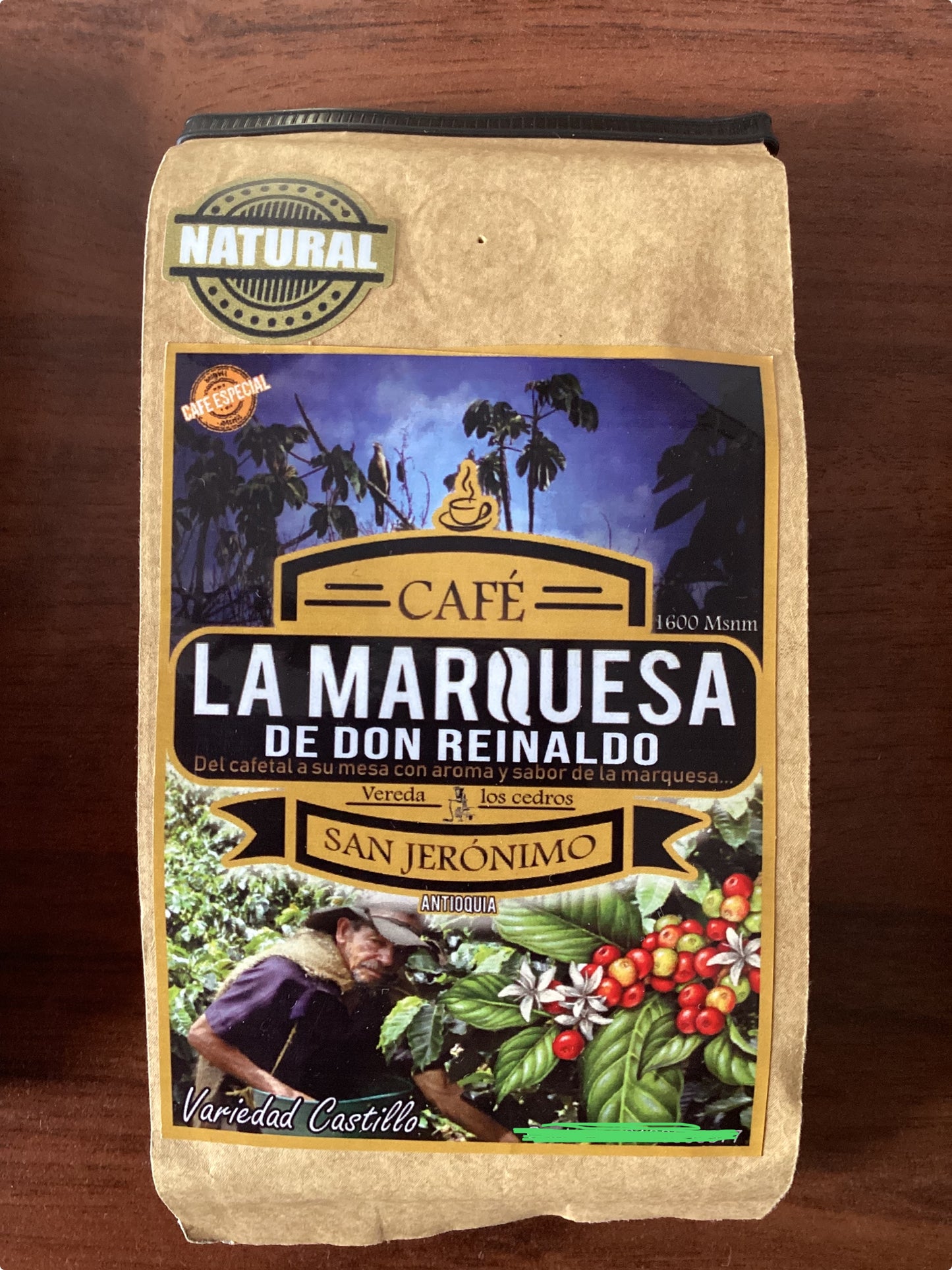 Gourmet Box Antioquia Organic - La Marquesa de Don Reinaldo’s Café Especial de San Jeronimo de Antioquia de Colombia - Farm fresh. (*Price including flight cargo delivery).