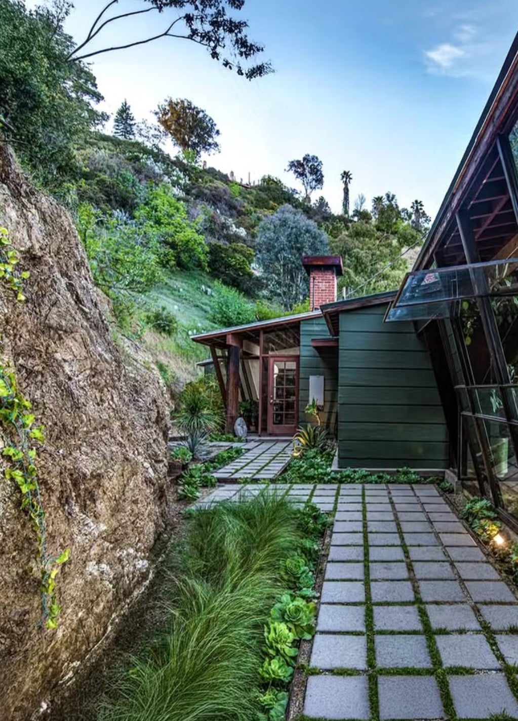 HOLZ HAUS - Wooden House | price on request from 03/2025