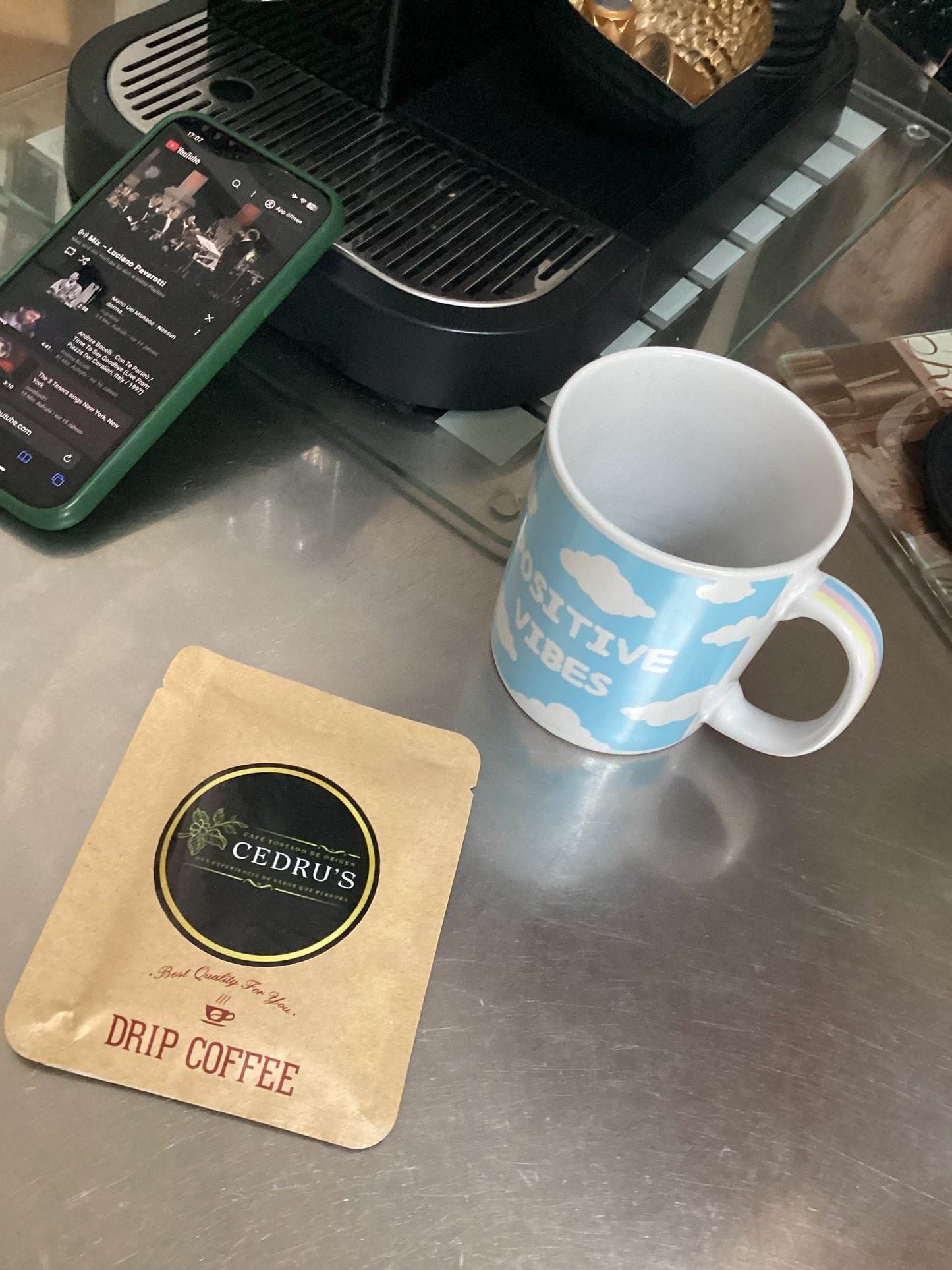 Drip Coffee - Cedrus Antioquia Organic Colombian Premium (Package of 10 items for 10 large or 20 normal coffee) *price includes flight cargo delivery.