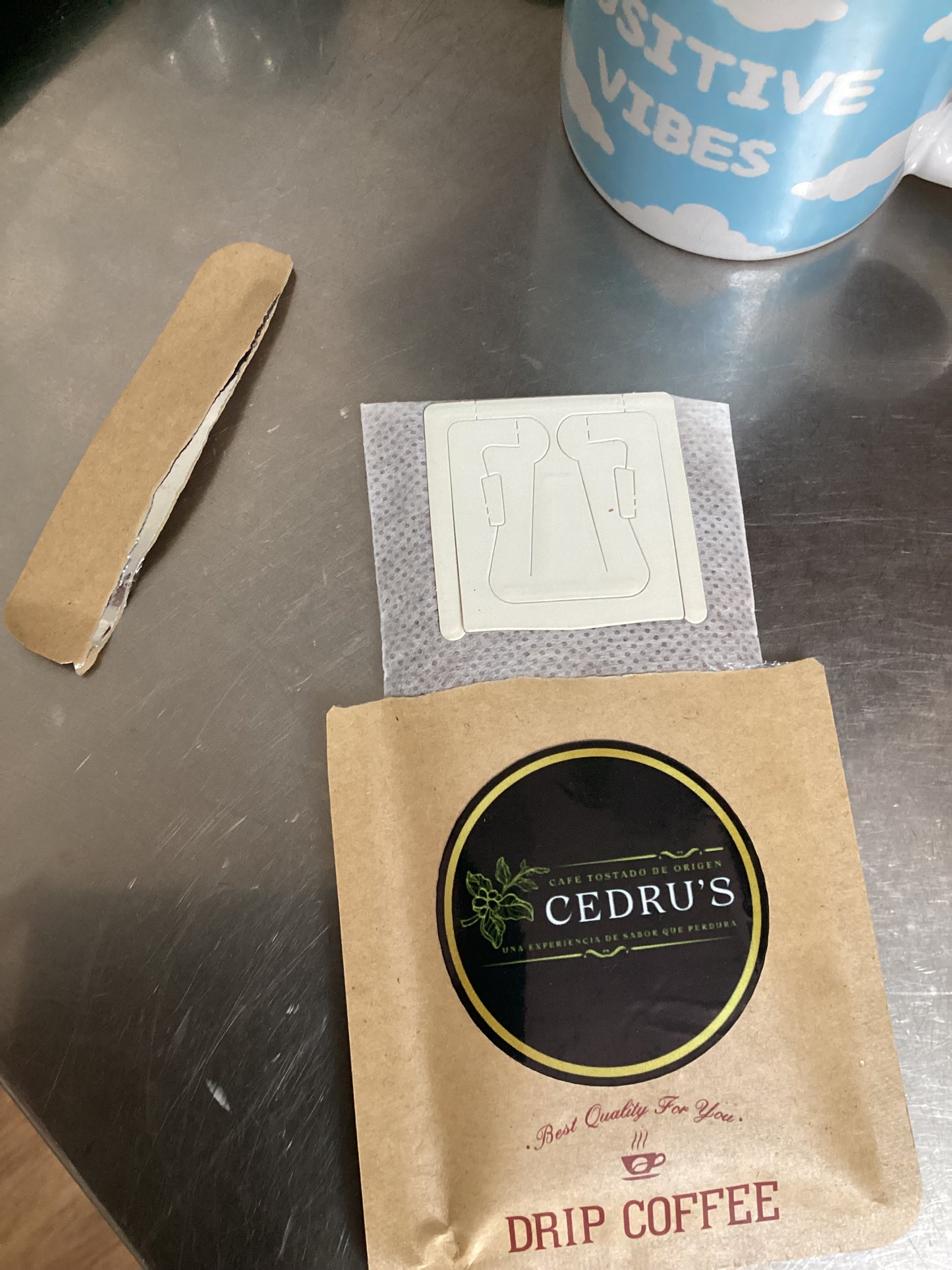 Drip Coffee - Cedrus Antioquia Organic Colombian Premium (Package of 10 items for 10 large or 20 normal coffee) *price includes flight cargo delivery.