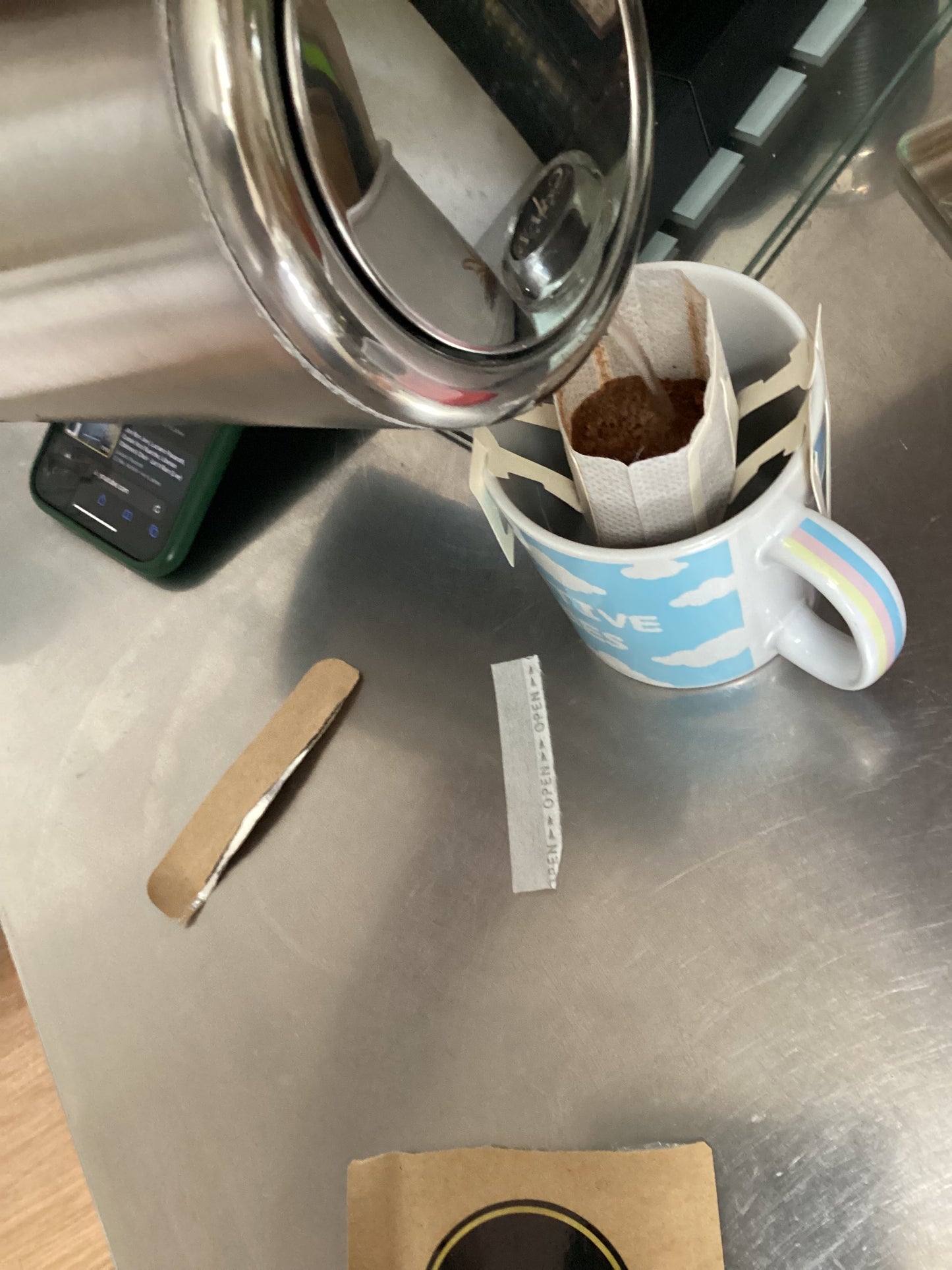 Drip Coffee - Cedrus Antioquia Organic Colombian Premium (Package of 10 items for 10 large or 20 normal coffee) *price includes flight cargo delivery.
